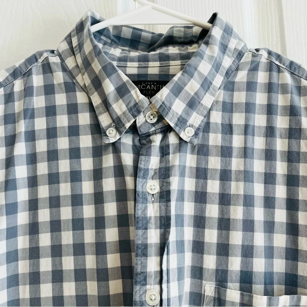 J. Crew Mercantile Flex XL Men's Blue Checkered Shirt